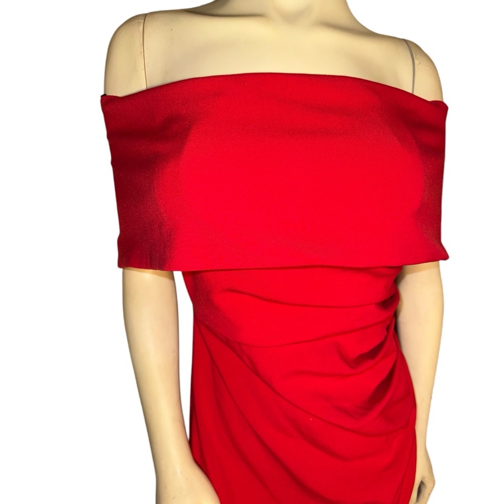 Beautiful Vince Camuto Red Off-the-Shoulder Ruched Trumpet Gown Size 6P - Picture 6 of 16